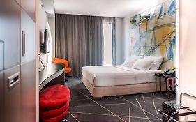 Nobel Zira Hotel